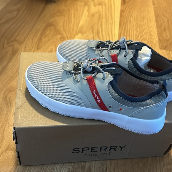 New in box! Sperry Top-Slider - Picture 4 of 5